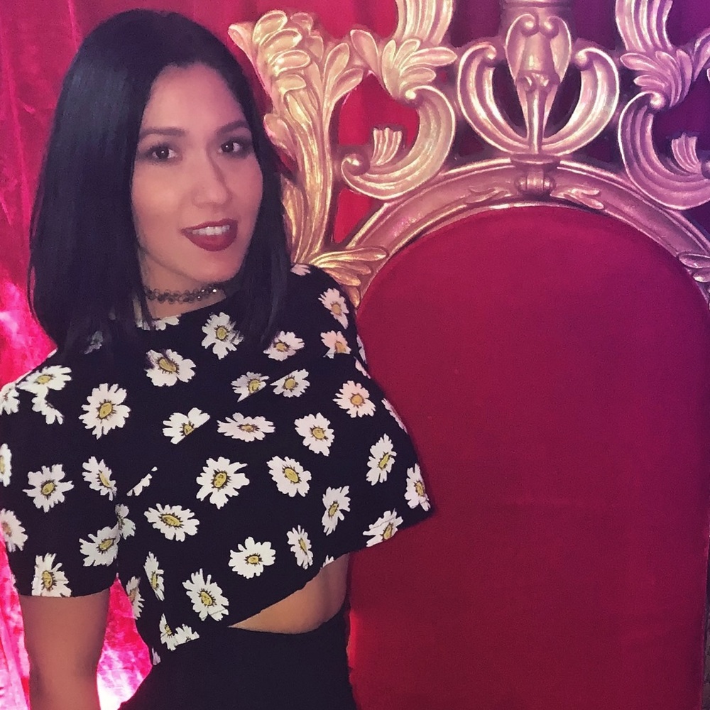 Meet your Posher, Jessica